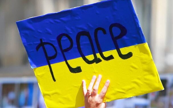 Launch of the "Debate Community: United for Ukraine" fundrasing effort