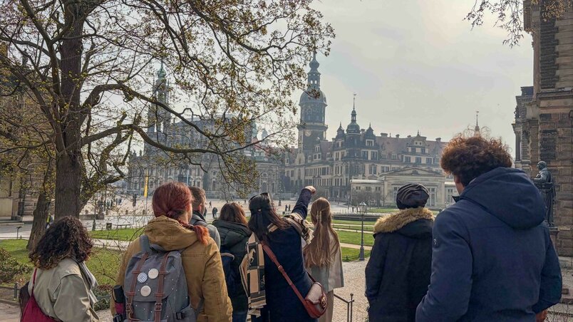 guided tour